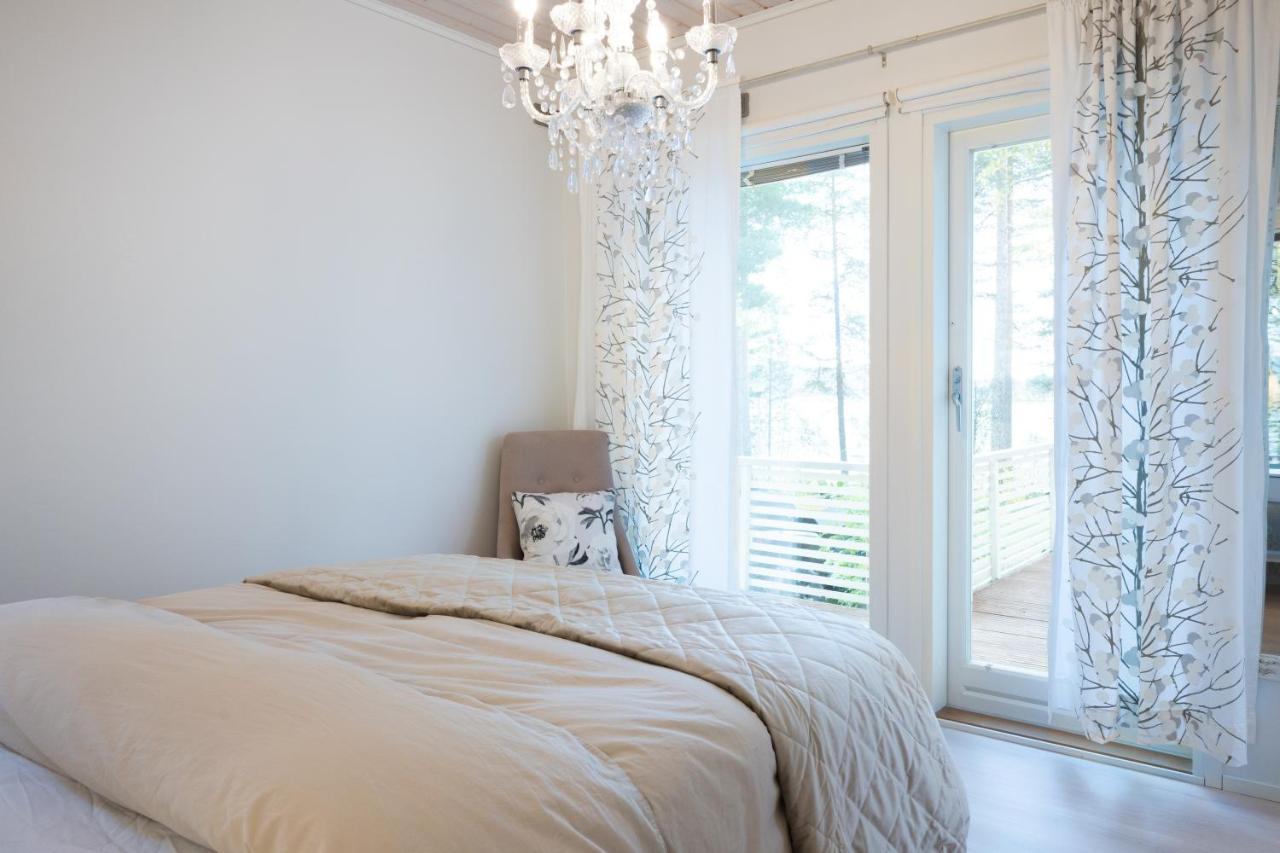 Luxurious Villa Kinos With Jacuzzi Rovaniemi Zewnętrze zdjęcie