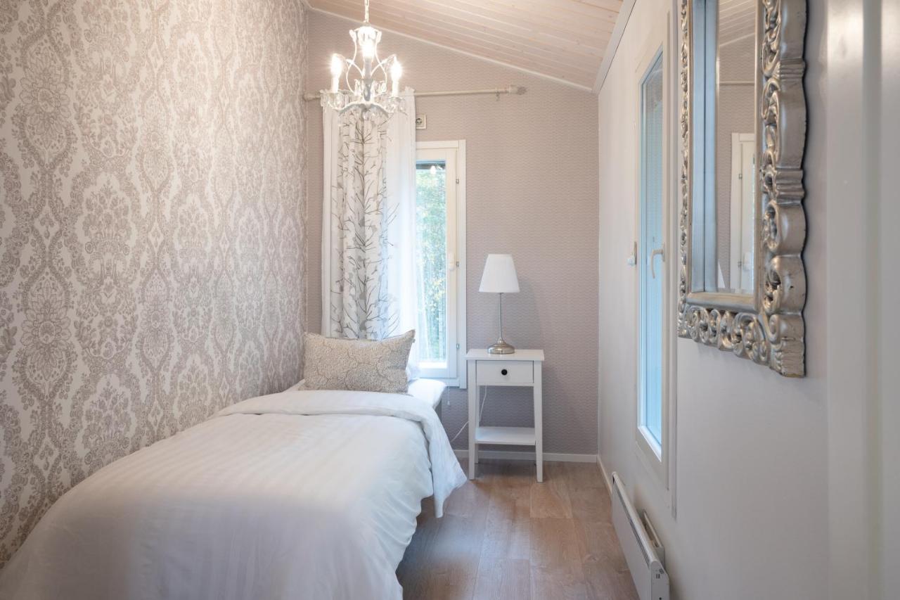 Luxurious Villa Kinos With Jacuzzi Rovaniemi Zewnętrze zdjęcie