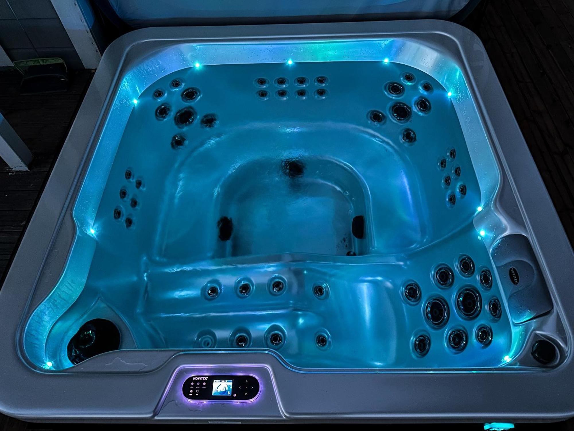 Luxurious Villa Kinos With Jacuzzi Rovaniemi Zewnętrze zdjęcie